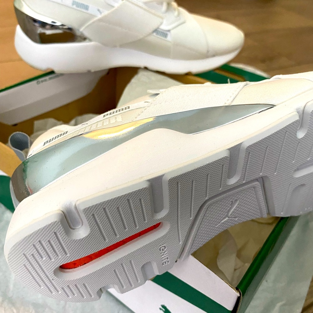 Muse x2 methalic puma women